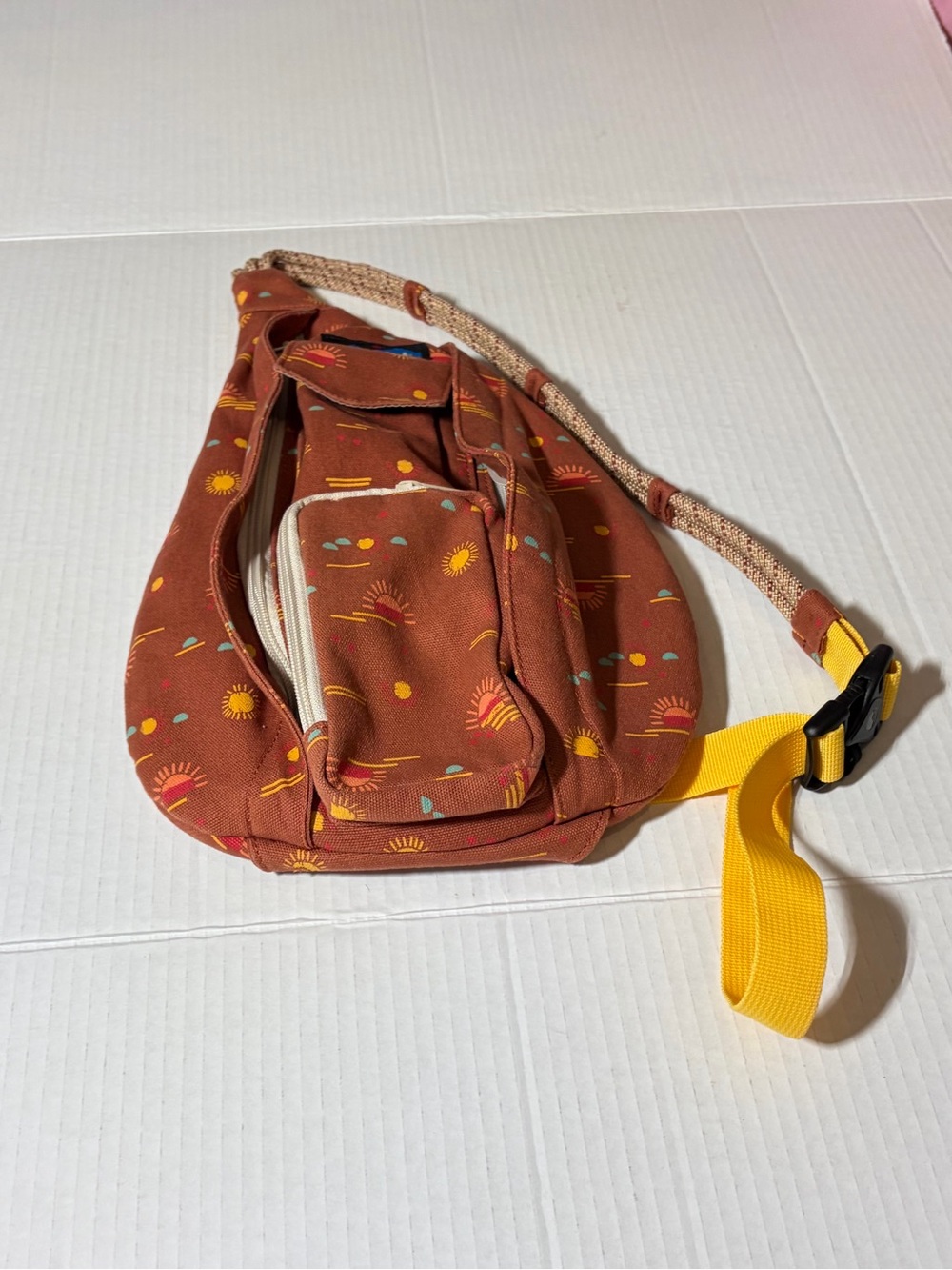 Kavu Sun Print Rope Bag - Picture 5 of 12